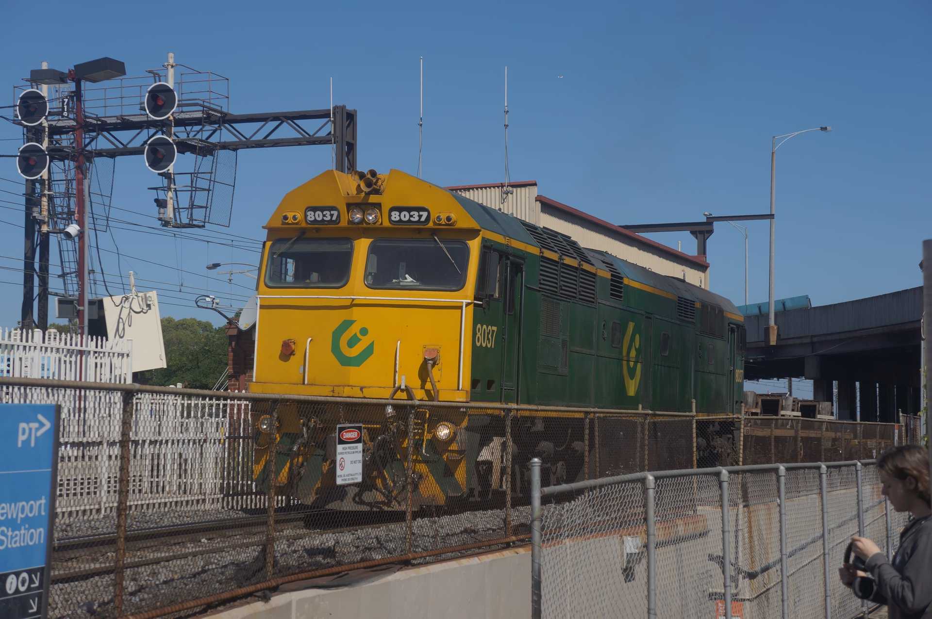 9702V passes Newport Railway Station, bound for North Dynon.