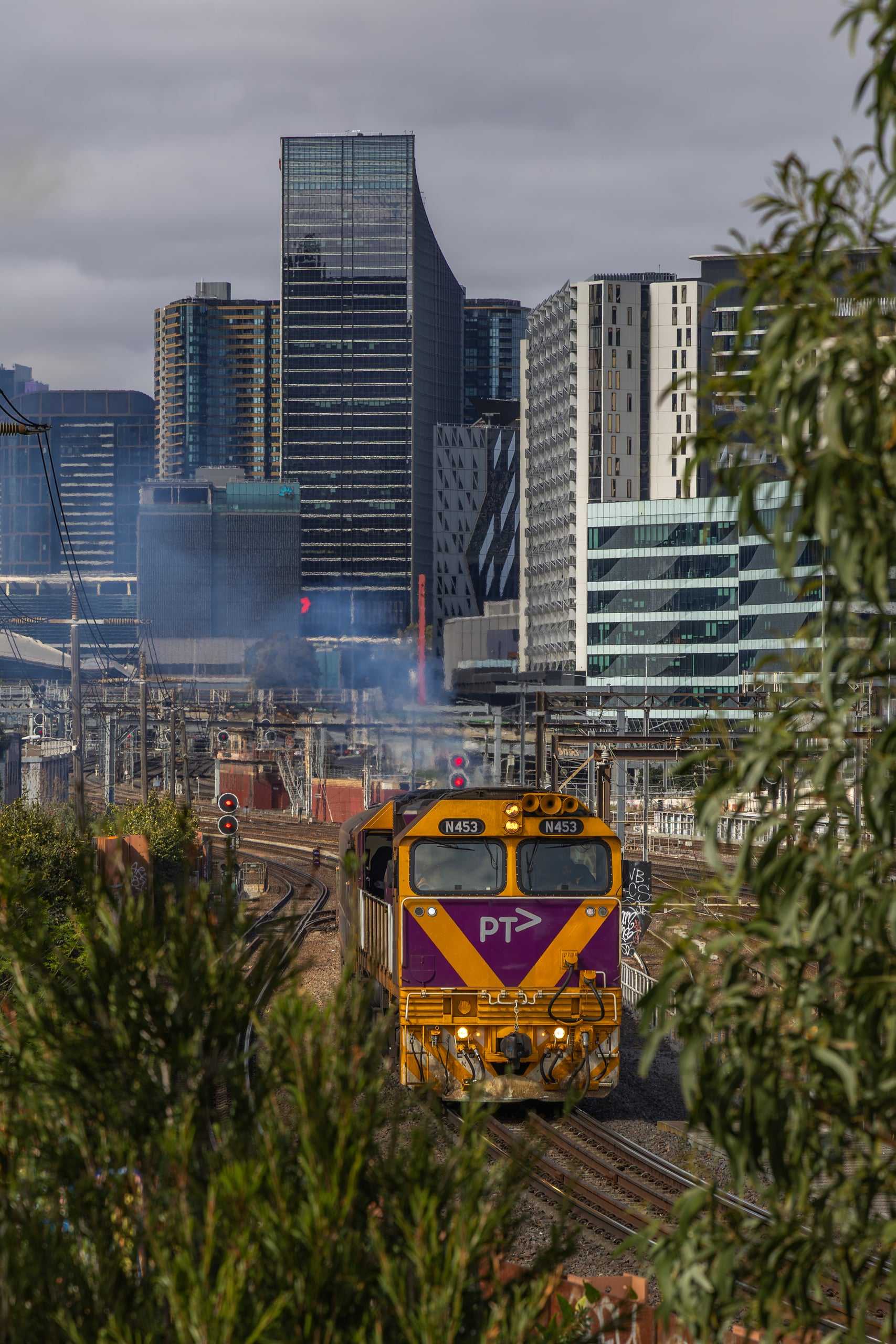 N453, North Melbourne Flyover