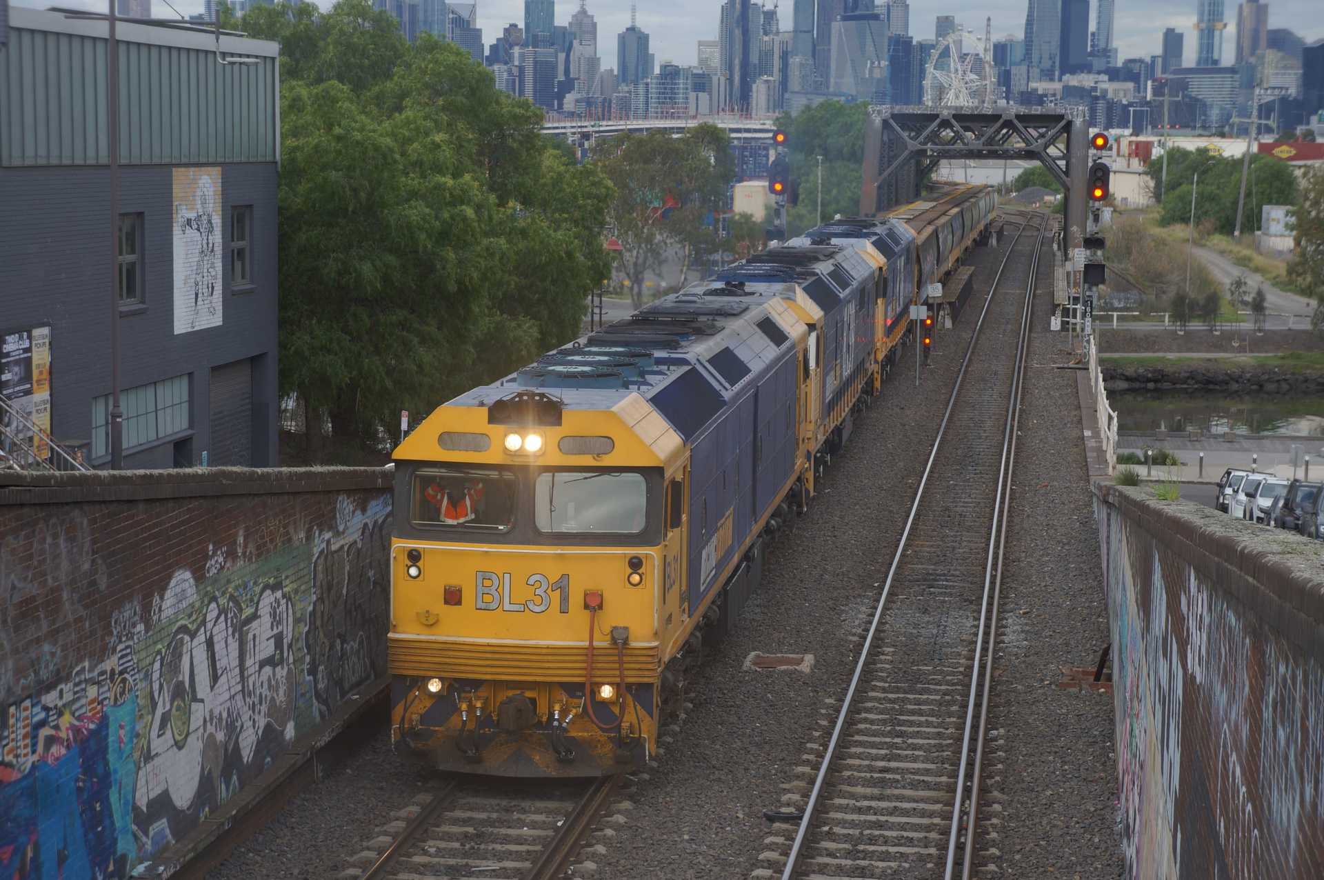 Outbound Pacific National grain entering the Bunbury Street Tunnel, bound for Western Victoria